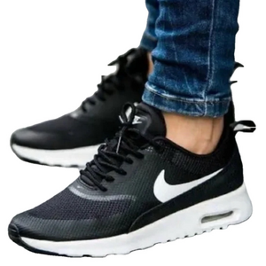 Nike Air Mac Thea Older Kids Size 5 Black White Running Shoes Back To School